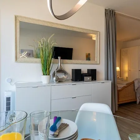 Strandhotel-heiligenhafen-wohnung-125-typ-ii-meerblick-im-strandhotel 4*