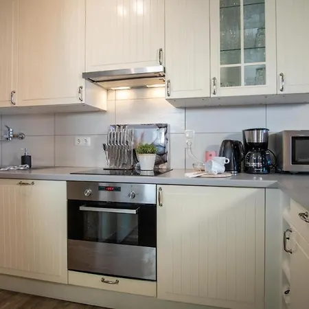 Strandhotel-heiligenhafen-wohnung-125-typ-ii-meerblick-im-strandhotel Apartamento Heiligenhafen