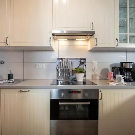 Strandhotel-heiligenhafen-wohnung-125-typ-ii-meerblick-im-strandhotel Apartamento